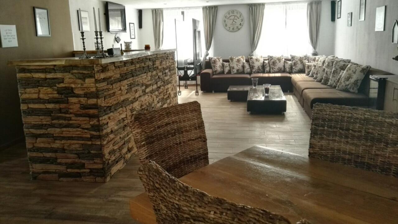 Vila Smiley Avrig Bagian luar foto