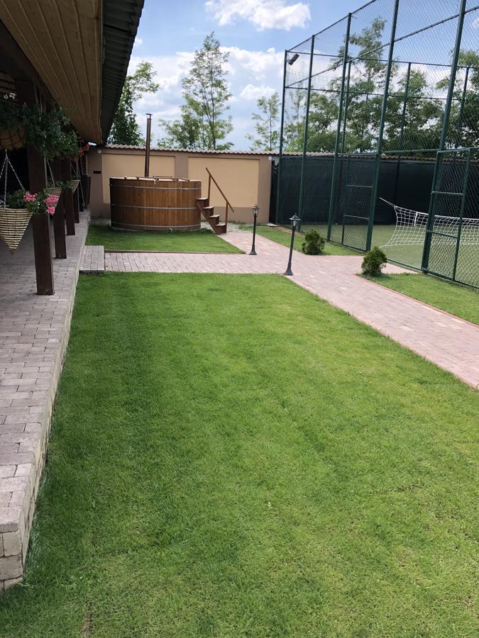 Vila Smiley Avrig Bagian luar foto